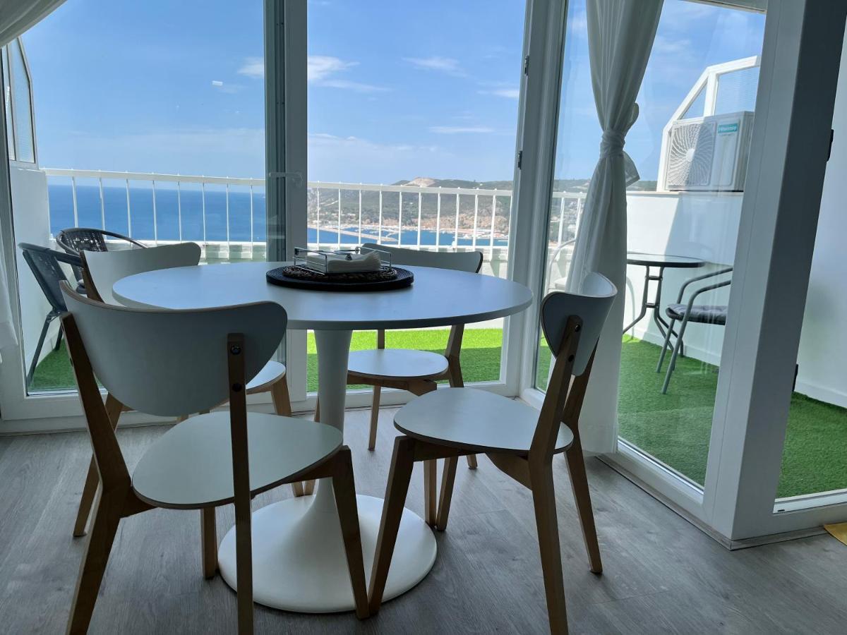 Axenic Retreat - Panoramic Ocean View, Sleeps 4, Ensuite Bathroom, New Redesign Sesimbra Eksteriør bilde
