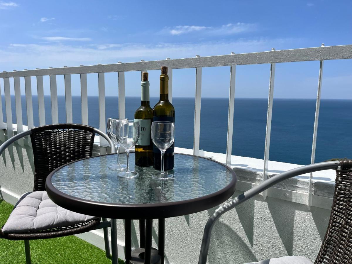 Axenic Retreat - Panoramic Ocean View, Sleeps 4, Ensuite Bathroom, New Redesign Sesimbra Eksteriør bilde