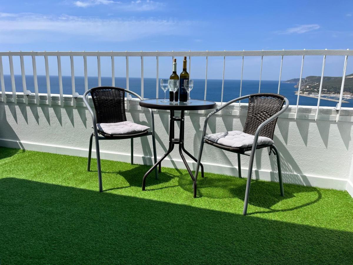 Axenic Retreat - Panoramic Ocean View, Sleeps 4, Ensuite Bathroom, New Redesign Sesimbra Eksteriør bilde