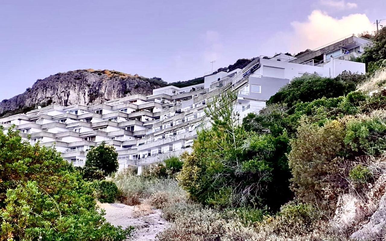 Axenic Retreat - Panoramic Ocean View, Sleeps 4, Ensuite Bathroom, New Redesign Sesimbra Eksteriør bilde