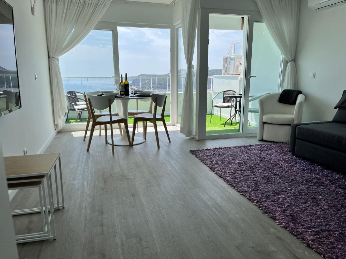Axenic Retreat - Panoramic Ocean View, Sleeps 4, Ensuite Bathroom, New Redesign Sesimbra Eksteriør bilde